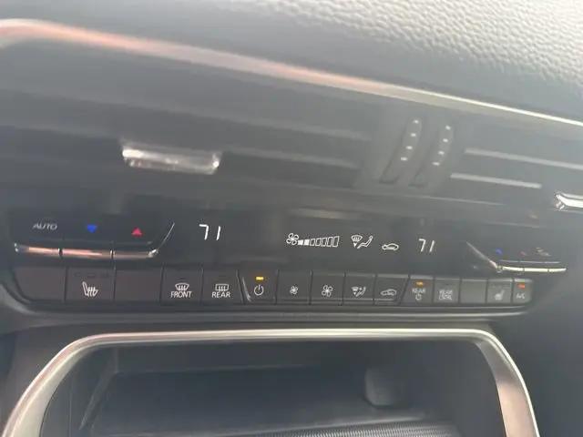 2024 Mazda X-90 3.3 Turbo Preferred