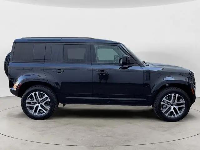 2026 Land Rover Defender P400 X-Dynamic SE