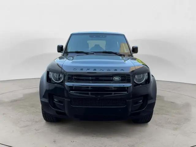 2026 Land Rover Defender P400 X-Dynamic SE