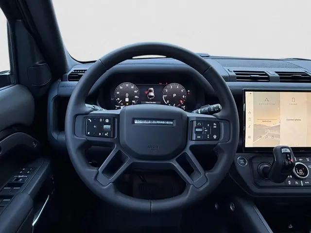 2026 Land Rover Defender P400 X-Dynamic SE