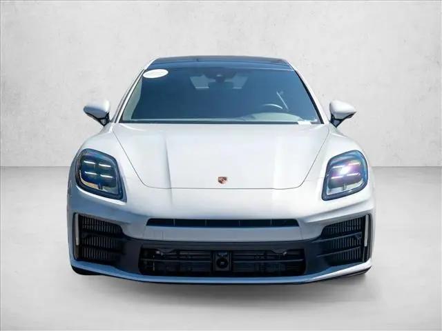 2025 Porsche Panamera 4