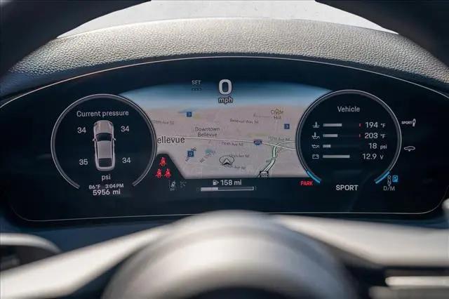 2025 Porsche Panamera 4