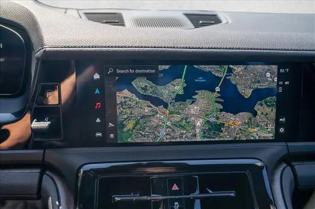 2025 Porsche Panamera 4
