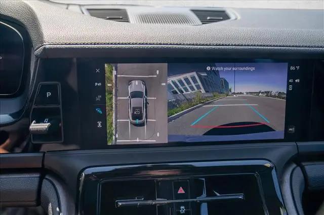2025 Porsche Panamera 4
