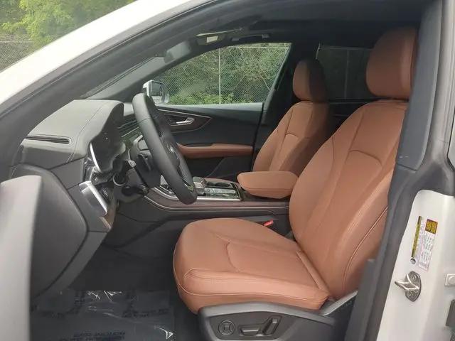 2026 Audi Q8 Premium Plus 55 TFSI quattro Tiptronic