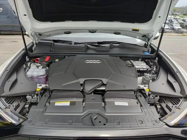 2026 Audi Q8 Premium Plus 55 TFSI quattro Tiptronic