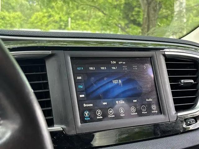 2020 Chrysler Pacifica Touring L