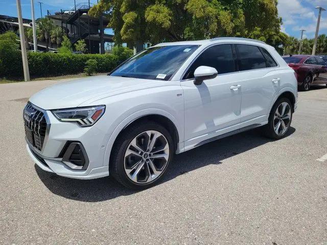 2020 Audi Q3 Prestige 45 TFSI S line quattro Tiptronic