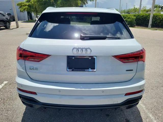 2020 Audi Q3 Prestige 45 TFSI S line quattro Tiptronic