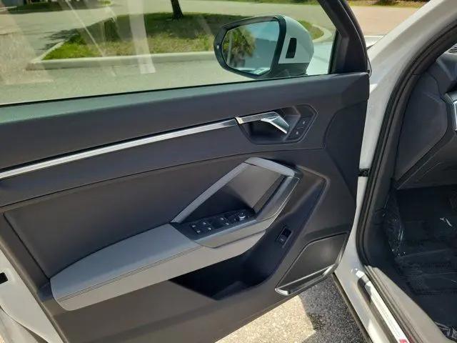 2020 Audi Q3 Prestige 45 TFSI S line quattro Tiptronic