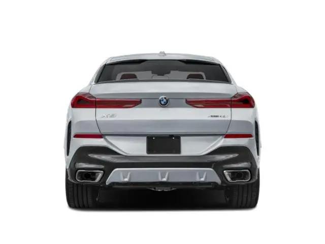 2027 BMW X6 M60i