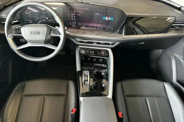 2025 Audi Q5 Premium Plus TFSI quattro S tronic