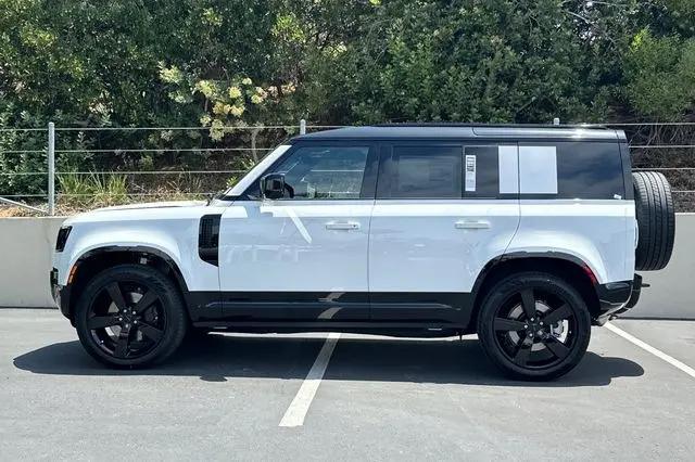 2026 Land Rover Defender P400 X-Dynamic SE