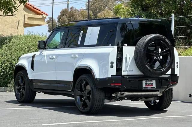 2026 Land Rover Defender P400 X-Dynamic SE