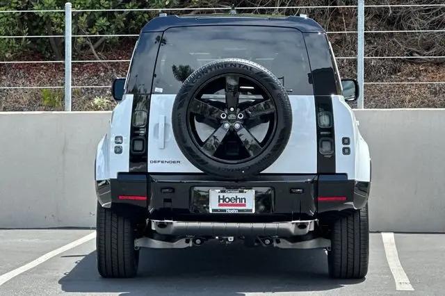 2026 Land Rover Defender P400 X-Dynamic SE