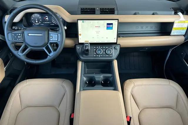 2026 Land Rover Defender P400 X-Dynamic SE