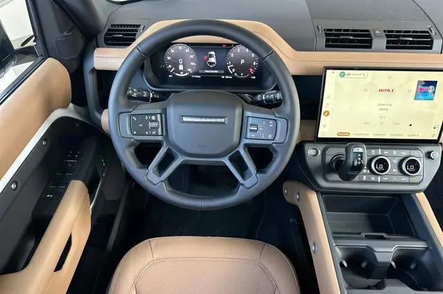 2026 Land Rover Defender P400 X-Dynamic SE