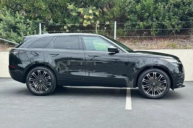 2026 Land Rover Range Rover Velar P250 Dynamic SE