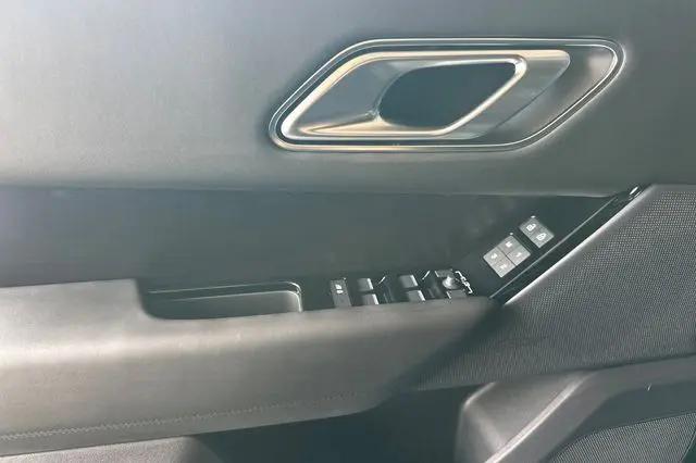 2026 Land Rover Range Rover Velar P250 Dynamic SE