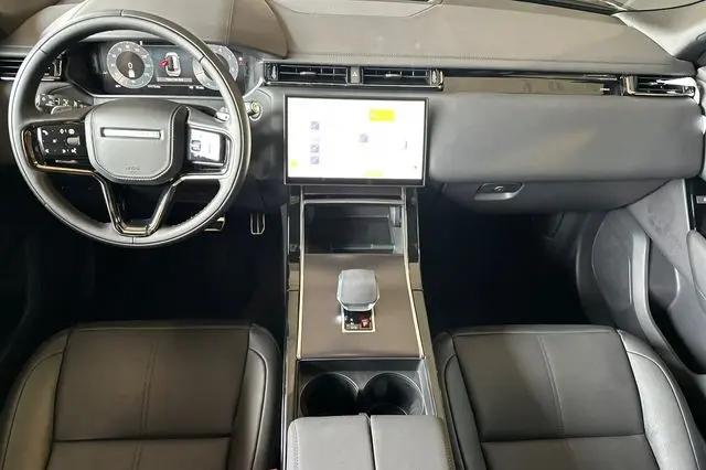 2026 Land Rover Range Rover Velar P250 Dynamic SE