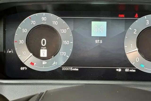 2026 Land Rover Range Rover Velar P250 Dynamic SE