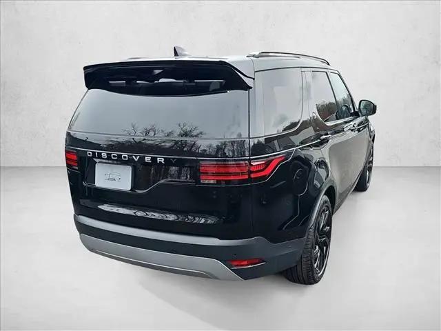 2025 Land Rover Discovery P300 S