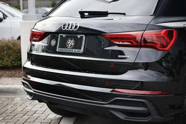 2025 Audi Q3 Premium 45 TFSI S line quattro Tiptronic