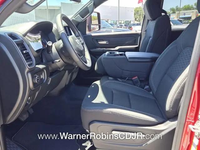 2026 Ram 1500 Express Crew Cab 4x4 57 Box