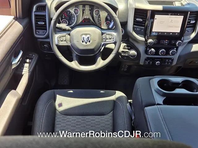 2026 Ram 1500 Express Crew Cab 4x4 57 Box