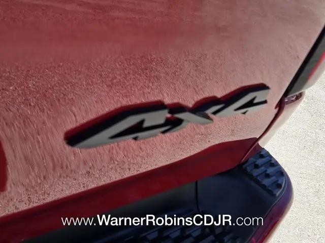 2026 Ram 1500 Express Crew Cab 4x4 57 Box