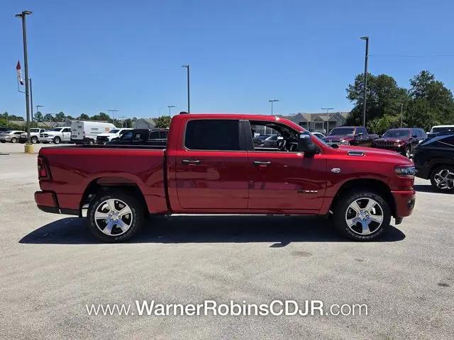 2026 Ram 1500 Express Crew Cab 4x4 57 Box