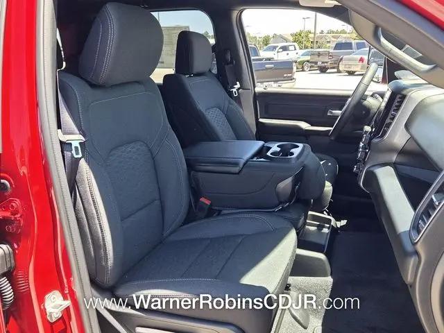 2026 Ram 1500 Express Crew Cab 4x4 57 Box