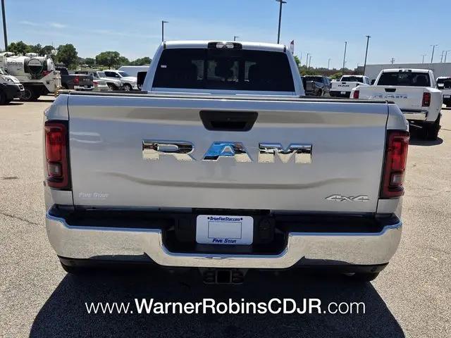 2026 Ram 3500 Tradesman Crew Cab 4x4 8 Box