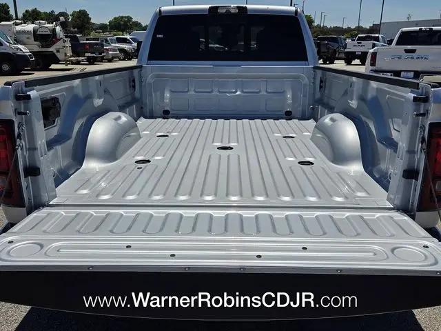 2026 Ram 3500 Tradesman Crew Cab 4x4 8 Box
