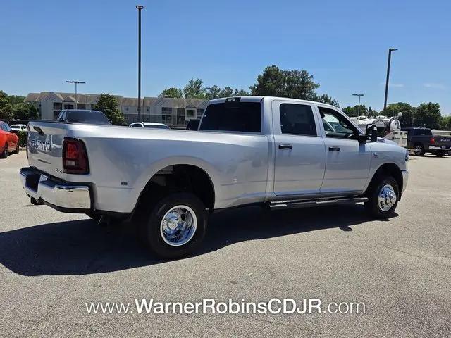 2026 Ram 3500 Tradesman Crew Cab 4x4 8 Box