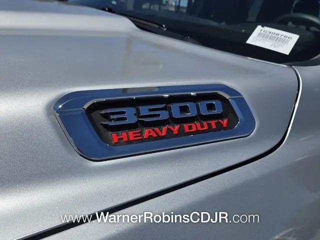 2026 Ram 3500 Tradesman Crew Cab 4x4 8 Box