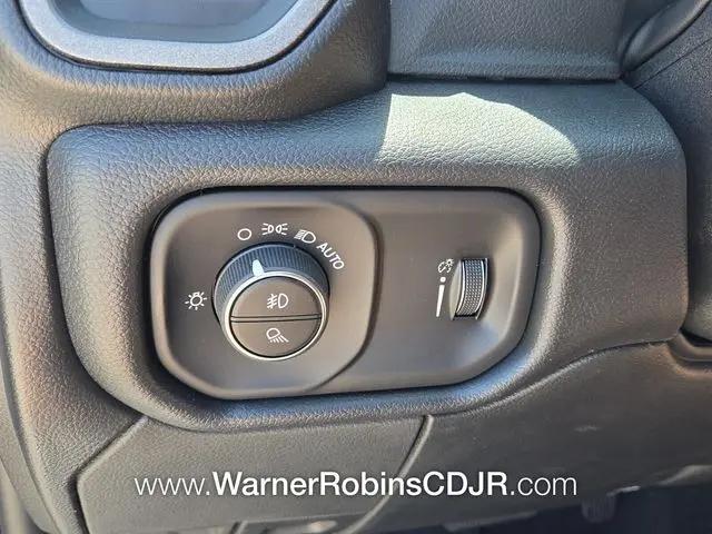 2026 Ram 3500 Tradesman Crew Cab 4x4 8 Box
