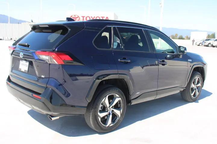 2024 Toyota RAV4 Prime SE