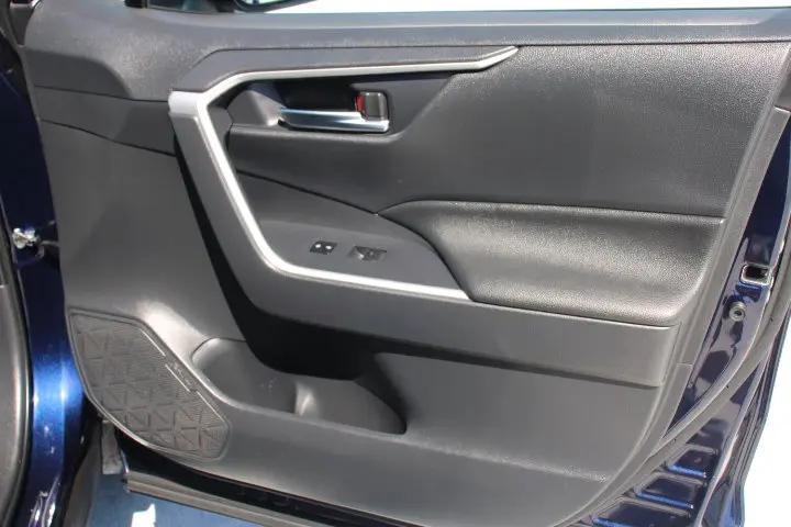 2024 Toyota RAV4 Prime SE