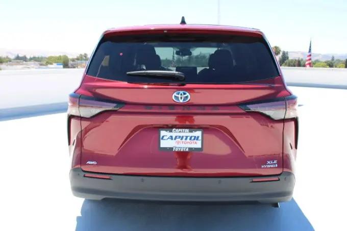 2026 Toyota Sienna XLE
