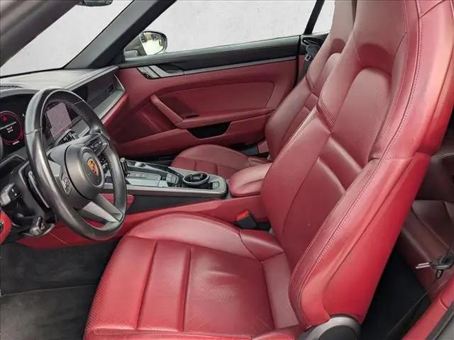2021 Porsche 911 Carrera Cabriolet