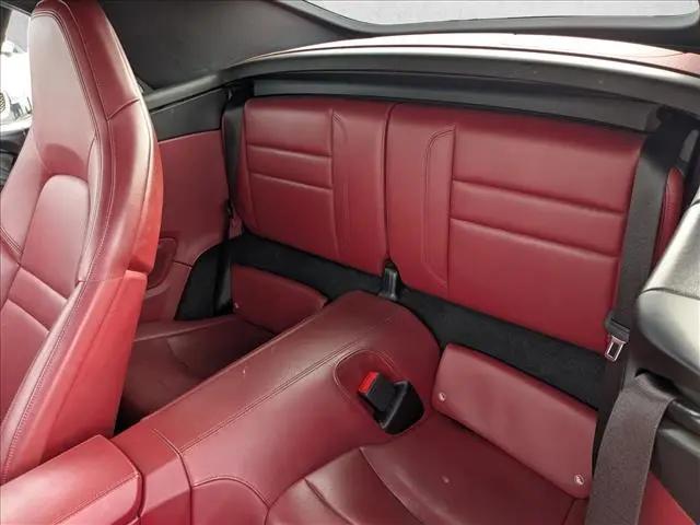 2021 Porsche 911 Carrera Cabriolet