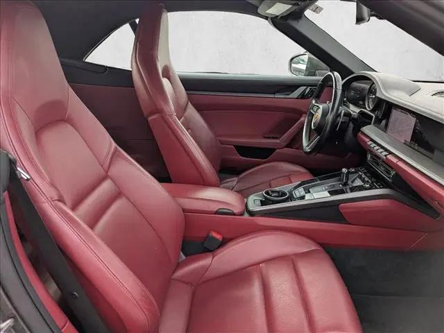 2021 Porsche 911 Carrera Cabriolet
