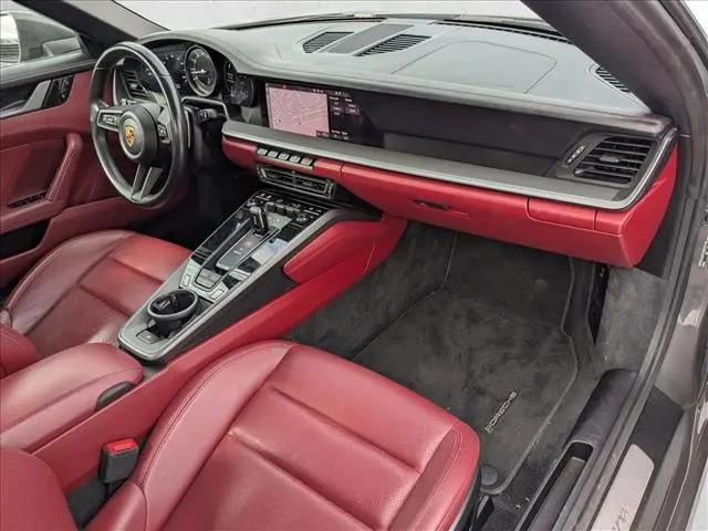 2021 Porsche 911 Carrera Cabriolet