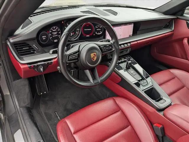 2021 Porsche 911 Carrera Cabriolet