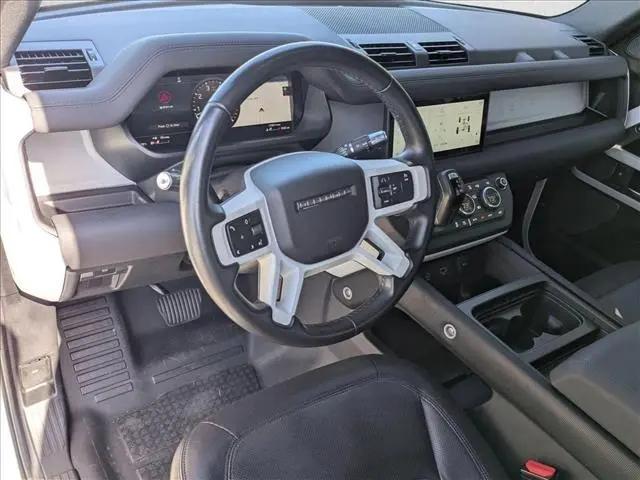 2022 Land Rover Defender 110 X-Dynamic SE