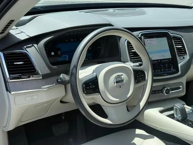2025 Volvo XC90 Plug-In Hybrid Plus