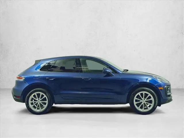 2025 Porsche Macan Macan