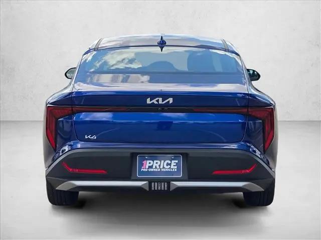 2025 Kia K4 LXS