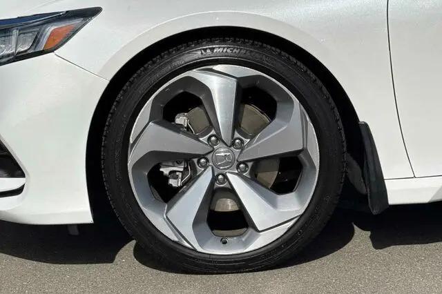 2018 Honda Accord Touring 2.0T